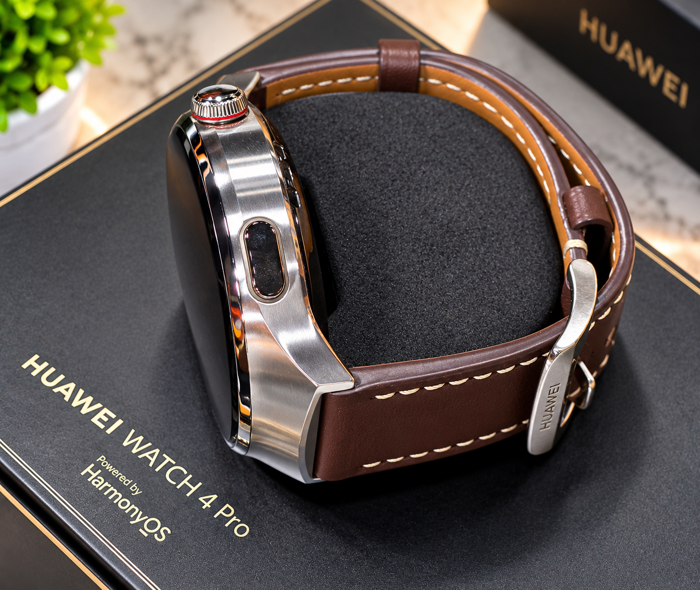 Huawei watch 4 pro - مصغرة